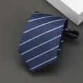 Corbata clásica con cremallera a rayas azul marino para hombre ropa formal de negocios. - Estilo Rayado Diagonal (A080) / 8cm / Azul marino
