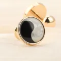 Boutons de manchette élégants yin yang noir et blanc pour hommes, parfaits pour chemises. - Coquillage Bagua Or