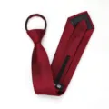 Corbata roja con cremallera para hombre, corbata prenodada clásica de sarga para ropa formal de negocios. - Corbata Preanudada con Cremallera / 8cm / Nueva Raya Fina Vino Tinto