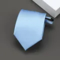 Corbata con cremallera de rayas azul claro para hombre y mujer estilo formal estrecho. - Estilo de Patrón de Líneas Finas / 8cm / Azul cielo