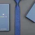 Blue dotted tie set with luxury gift box, elegant business necktie for formal wear. - 6cm A018 Zipper (With Long Gift Box)
