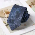 Blue floral necktie, 8cm business casual woven tie with elegant botanical pattern for men. - 8cm Handmade Style / Cloud Yarn Gray Blue