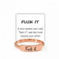 Roségoldener Ring mit graviertem inspirierendem Spruch und passender Präsentationskarte. - Größe 5 / Roségold