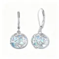 Boucles d'oreilles pendantes argentées avec sphères ajourées bleu translucide. - Style Sphère Sculptée Ajourée (ER981)