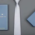 Classic silver grey formal necktie with elegant gift box packaging for business menswear. - 8cm Light Gray Fine Stripe Zipper (Long Gift Box)
