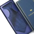 Navy blue patterned formal necktie in a gift box, perfect for business and weddings. - Zipper Style / 8cm Long Box / Blue Abstract Texture