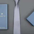 Elegant grey silk tie with gift box for men business formal wear wedding and office style. - 8cm Light Gray Solid Zipper (Long Gift Box)