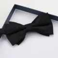 Classico farfallino nero a doppio strato da uomo abito formale matrimonio in scatola. - Farfallino Righe Scure Nero