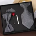Heren grijs getextureerde stropdas vlinderdas pochet cadeauset huwelijk 5-delige doos - Rits 5-Delige Set / Grijs