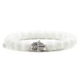 Bracelet de perles blanches avec charm main de hamsa argente bijoux de yoga mode - Main Argentée Pierre Porcelaine Blanche