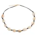 Collana di conchiglie con cordino nero e ciondolo dorato catena di estensione regolabile estate. - Corda Nera Conchiglia Oro