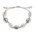 Bracciale con conchiglie bohémien intrecciato con cauri naturali e argentati per l'estate. - Cordino Gris Conchiglia Argento