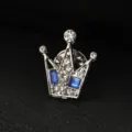 Spilla da uomo a forma di corona con strass di cristallo e gemme blu per abito - Spilla Piccola Corona Blu / Scatola regalo / Blu