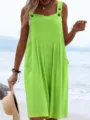 Vue détaillée de la combinaison sans manches vert vif à jambes larges avec bretelles. - S / Vert Herbe