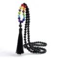 Collana di perle di ossidiana nera chakra con pietre preziose colorate e nappa elegante. - Finitura lucida