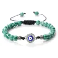 Bracelet de perles mauvais œil avec perles style malachite verte et cordon réglable. - Pierre Paon Verte