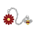 Spilla con catena a margherita e ape, grazioso distintivo spilla per abbigliamento in smalto. - Rosso