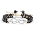 Bracelet tressé double couche fait main avec perles noires et pendentif infini argenté. - Double Infini Brillant