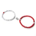 Set de pulseras de pareja magnéticas con cierre de flor en cuentas de piedra blanca y roja. - Turquesa Veteada Turquesa Roja