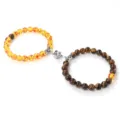 Ensemble de bracelets de couple magnétiques en perles, style œil de tigre et ambre. - Œil de Tigre Faux Ambre