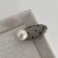 Cute polka dot pearl duckbill hair clip versatile oval side hairpin for daily sweet styling - Oval Pearl Clip / Premium Grey