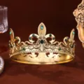 Baroque vintage gold round crown with green rhinestones for bridal and wedding parties - Gold Green