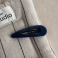 Detailed shot of a dark blue velvet BB hair clip, vintage style side clip for bangs and hairstyles. - Teardrop Clip / Blue