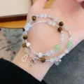 Bracelet double en pierres précieuses œil de chat et breloques argentées pour femmes - Oeil de chat blanc + Calebasse