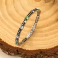 Bracelet extensible style bohème vintage avec strass carrés colorés et beaux détails métal. - Style Strass Carré Multicolore Oxydé Noir (B23-273)