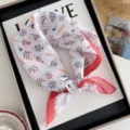 Chic floral print linen toddler scarf, stylish red-edge children triangle kerchief. - Abundant Fruit - Pink White