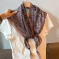 Retro paisley pattern lightweight triangular scarf elegant women summer neckerchief shawl - Old Money Paisley Coffee