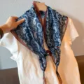 Vintage Blue Paisley Triangle Scarf Cotton Linen Shawl with Brown Chain Border for Women - Old Money Paisley - Blue Coffee