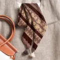 Foulard etroit marron a rayures de dentelle avec pompons elegante echarpe de cou automne - Grand Carré / Rayures Dentelle Rose Rouge Beige