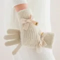 Guantes de punto beige para mujer guantes de invierno cálidos de cinco dedos con un lazo - Talla única / Beige