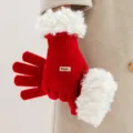 Red knit touch screen winter gloves with fluffy plush cuffs for women variant style - One Size / Red