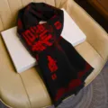 Bufanda de invierno clásica negra y roja con motivos chinos tradicionales para regalo. - Fu Shou Shuang Quan (Sin Caja de Regalo)