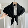 Schwarzes Strick Dreiecktuch Schal Damen Herbst Winter vielseitige modische elegante Kleidung - Schwarz
