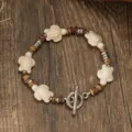 Handmade vintage turtle bracelet with coconut wood beads and metal toggle clasp for summer. - Imitation Bone Texture Sea Turtle Style