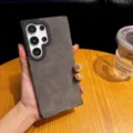 Funda de teléfono de cuero ante retro de negocios compatible con Samsung S24 Ultra soporte magnético - Galaxy S25 / Gris Espacial