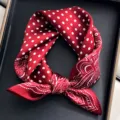Pañuelo cuadrado de seda roja con lunares y estampado de cachemira, elegante bufanda. - Rojo Topos Amante