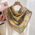 Petit foulard carre en coton et lin a fleurs style pastoral elegant pour femmes quotidien - Rose Épanouie - Jaune