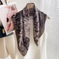Foulard carré en coton et lin style champêtre, élégant foulard vintage fin pour les femmes. - Jungle Tropicale - Café