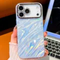 Detailed view of the electroplated wave phone case with holographic shell texture. - Wavy White / iPhone17
