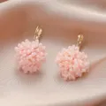 Boucles d'oreilles grappe fleurs perles roses style niche française pendantes chic. - Style Crochet Boucle Petites Perles Roses (A24-248)
