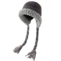 Bunte kuschelige Pluesch Ohrenklappen Muetze mit langen geflochtenen Quasten Winter - Schwarz und Grau
