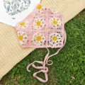 Sweet pink knitted crochet daisy floral triangular headscarf sweet pastoral hair band sku - Pink