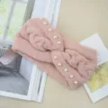 Diadema de punto con perlas rosa para mujer invierno cálido esponjoso trenzado accesorios estéticos - Rosa