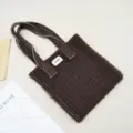 Καφέ πλεκτή τσάντα tote για γυναίκες, casual τσάντα ώμου με κάθετες ρίγες, απαλή. - Καφέ