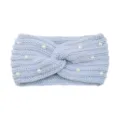 Fascia in maglia azzurro chiaro con perle eleganti, design intrecciato comodo per l'inverno. - grigio-argento