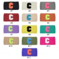 Fascia per capelli in maglia con toppa lettera C, un comodo accessorio invernale. - Multicolore